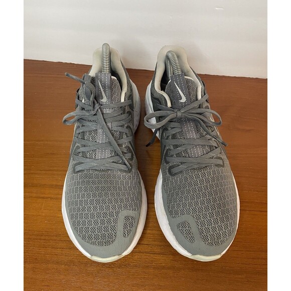 Nike React Infinity Flyknit 2 Women's Sneaker Size 8 Running Shoes AT1369 Gray - Picture 3 of 7